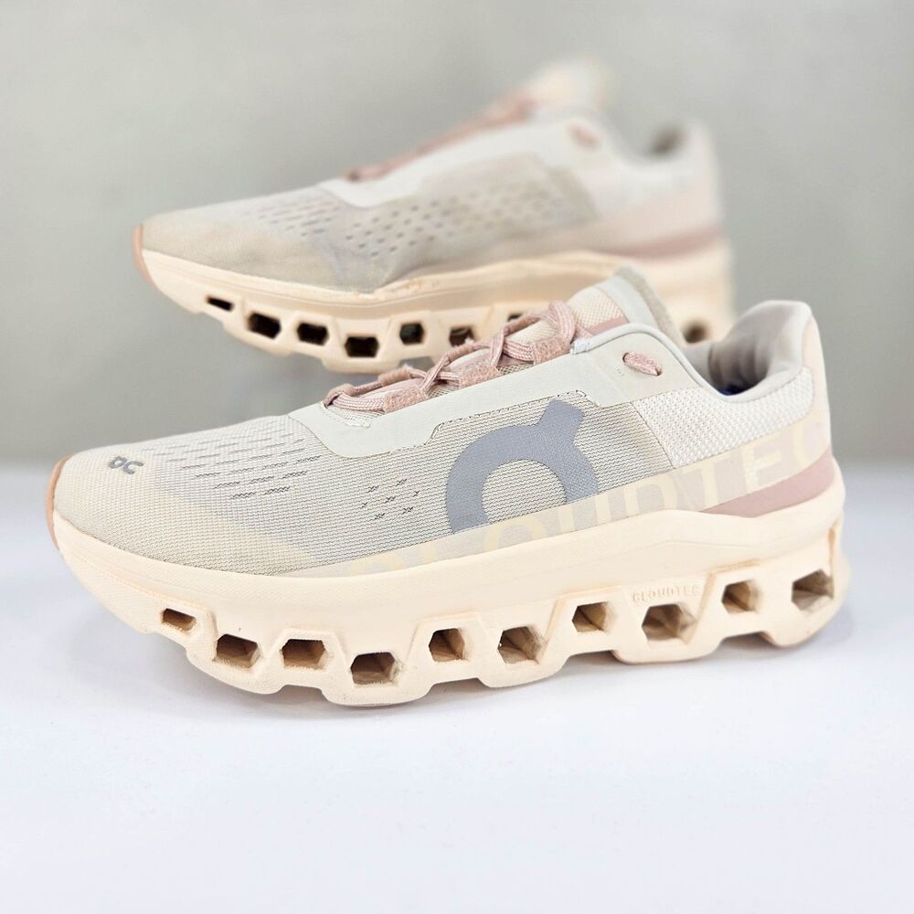 On Could Cloudmonster Moon Fawn Cream Pink Running Shoes Womens Sz 8